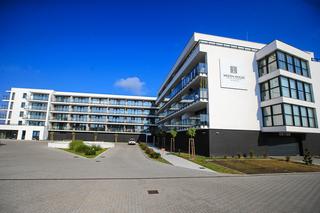 Proboszcz kupił luksusowe mieszkania za 2,5 miliona złotych! Wierni oburzeni