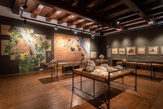 ZGRUZOWSTANIE WARSZAWY 1945-1949. WYSTAWA I KSIĄŻKA