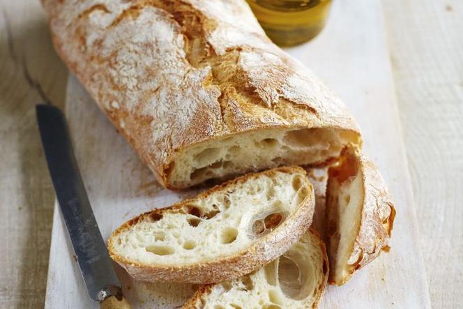 Domowy wypiek chleba: co jest potrzebne?