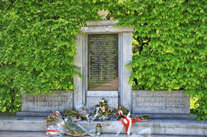 Pomnik straconych w parku Pod Wałką w Cieszynie