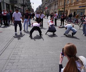 Pochód Juwenaliowy Łódzkich Uczelni. Studenci przejęli Łódź! [ZDJĘCIA]