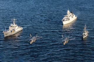 F-35 i holenderskie okręty