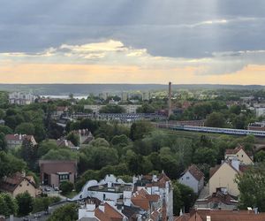 Olsztyn z lotu ptaka. Tak wygląda miasto z wieży ratuszowej
