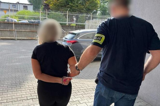 Policja rozbiła szajkę handalrzy narkotyków w Krakowie. Działali w salonie piękności