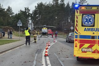 Potrącenie dwóch 15-latek na przejściu dla pieszych. Jedna z nich trafiła do szpitala śmigłowcem