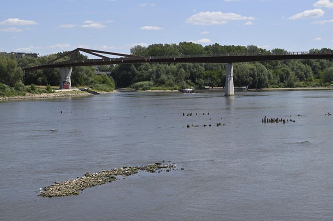 Alarm! Wisła wysycha na naszych oczach. Katastrofalny poziom wody w Warszawie