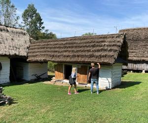 Dzień Architektury Drewnianej w skansenie. Można było zwiedzić zamknięte na co dzień obiekty [ZDJĘCIA]