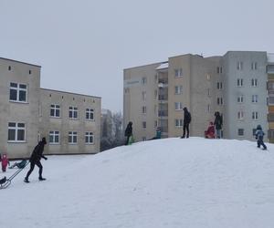 Terminy rozpoczęcia i zakończenia ferii zimowych 2023 we wszystkich województwach