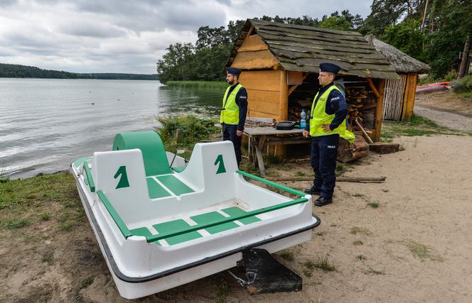 Dwóch mężczyzn utonęło w jeziorze Chomiąskim. Alkohol i narkotyki w tle