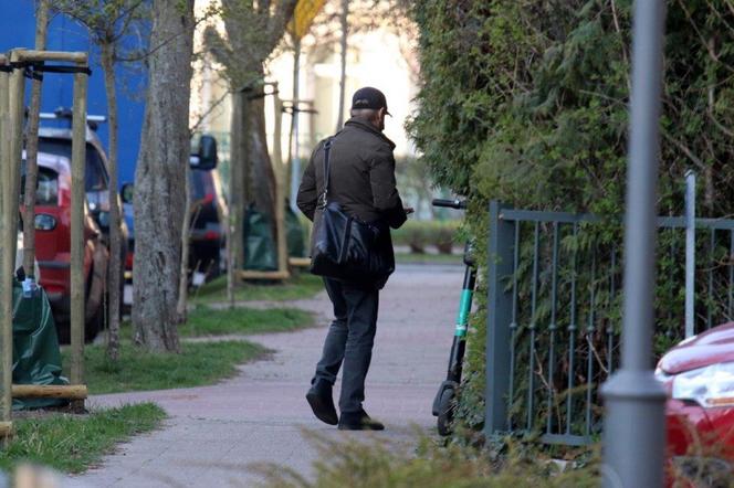 Donald Tusk z torbą listonosza powrócił do Sopotu