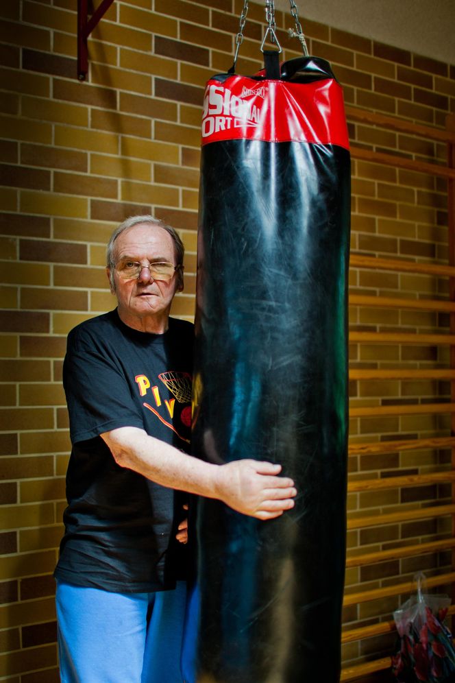 Skromny grób Jerzego Kuleja