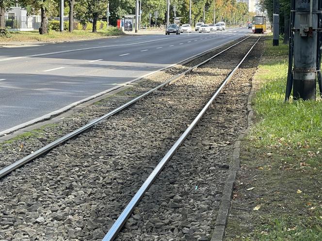 Torowisko na al. Waszyngtona jest w krytycznym stanie. Tramwajarze odkładają remont