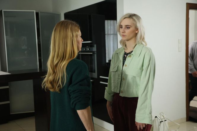 Na Wspólnej odc. 3434. Nina (Liliana Jakubowska), Renata (Marta Jankowska)