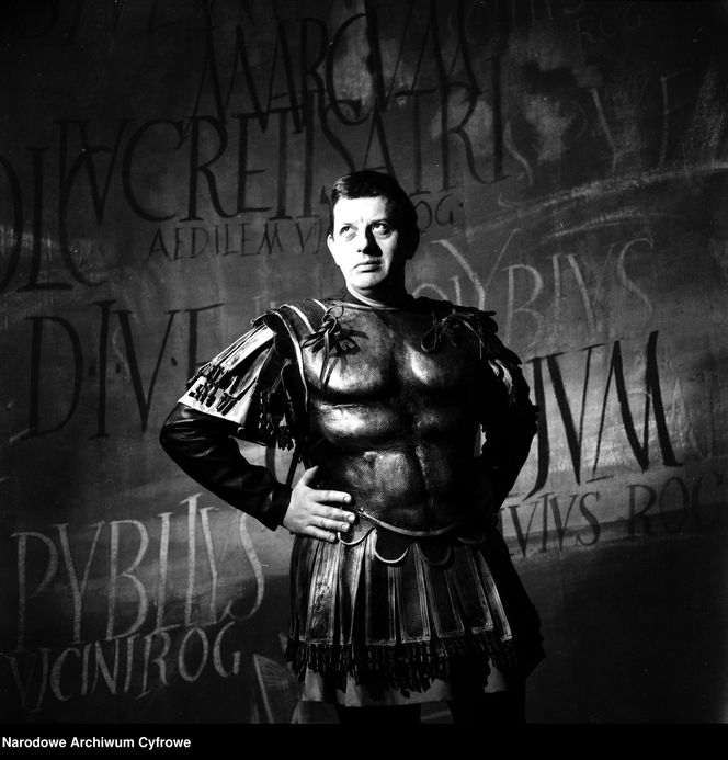 Mariusz Dmochowski, aktor