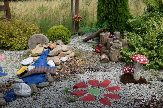 Zakasali rękawy i odnowili ogród żwirowy przy Mirzeckiej Polanie