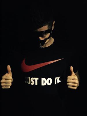 Robert Lewandowski W Masce Tak Wystapi W Meczu Barcelona Bayern Monachium 06 05 2015 Lewandowski Bedzie Hero Spotkania Video Eska Pl