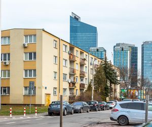 Pierwszy blok z wielkiej płyty i jego zapomniani autorzy