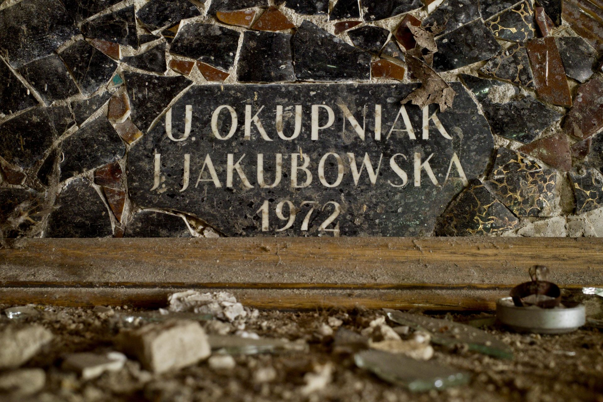 Autorkami mozaiki w Kiekrzu są Urszula Okupniak i Janina Jakubowska