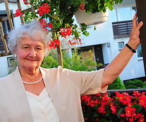 Grób matki Bronisława Komorowskiego