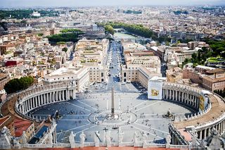 Plac Świętego Piotra w Watykanie 