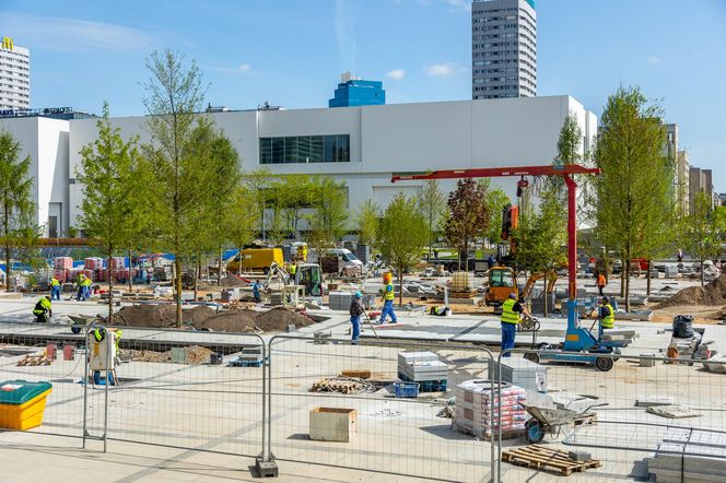 Plac Centralny w Warszawie pod koniec budowy