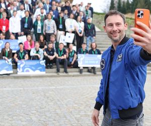  Zamiana w ESA? Obajtek i Uznański jak dwie krople paliwa! [ZDJĘCIA] 