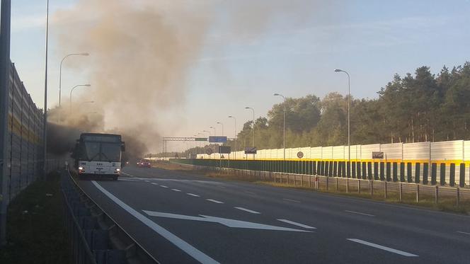 Płonie autobus MZK w Toruniu!