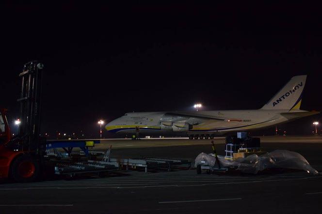 2 An-124 Rusłan wylądował w Łodzi po godz. 18