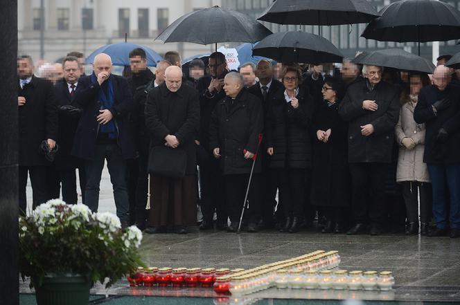 Kaczyński modlił się za brata