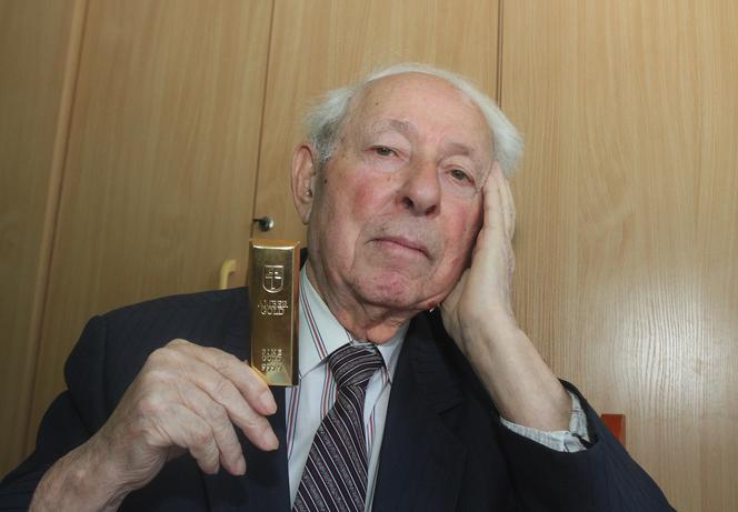 Została mi tylko tekturowa sztabka złota