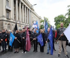   Razem przeciw przemocy. Medycy protestują w Warszawie