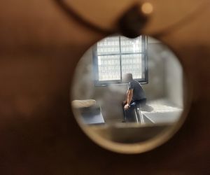 Kilogram amfetaminy w piwnicy! Areszt dla 25- latka