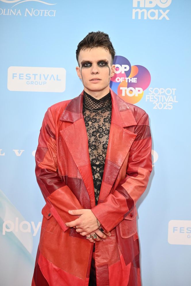 Krzan pokazała majtki, a Krupińska wyglądała jak syrenka. Tłum gwiazd na Top of the Top Sopot Festival 2025