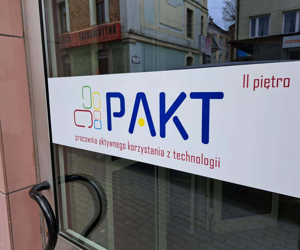 Pracownia Aktywnego Korzystania z Technologii PAKT w Tarnowie