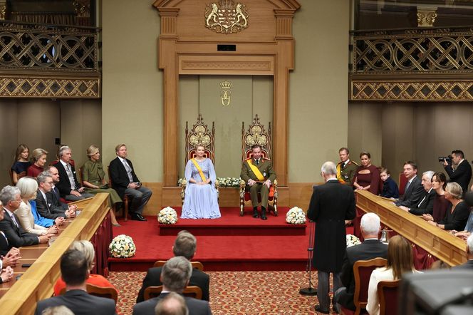 Wielki książę Luksemburga Henryk abdykował.