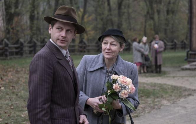 Stulecie Winnych sezon 3: Janek (Patryk Szwichtenberg), Kazia (Katarzyna Kwiatkowska)