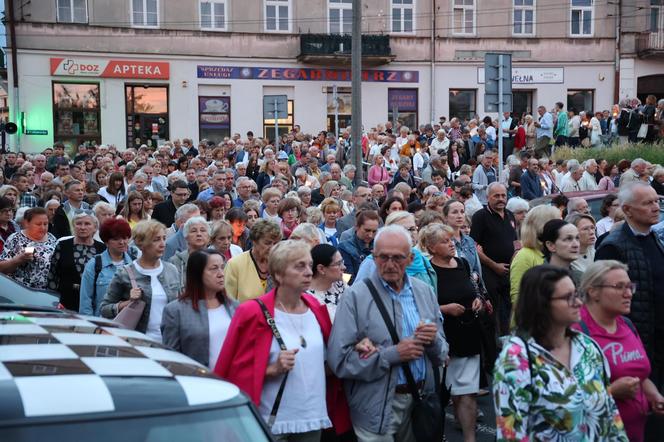 75 lat temu obraz Matki Boskiej w Lublinie zapłakał. Wierni uczcili rocznicę „Cudu lubelskiego” procesją różańcową