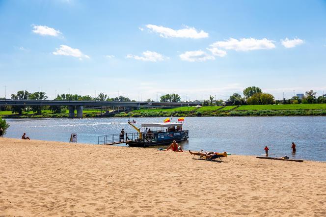 Plażówka Saska, czyli plaża na Saskiej Kępie – prom