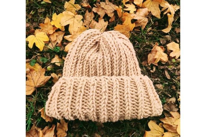 Ciepła czapka - okaż ciepło osobom samotnym i potrzebującym 