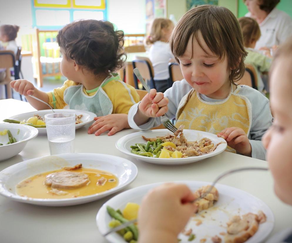 Obiad w przedszkolu - zdjęcie poglądowe