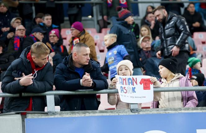 Piast Gliwice - Górnik Zabrze. Pół tysiąca fanów w meczu 20. kolejki PKO Ekstraklasy