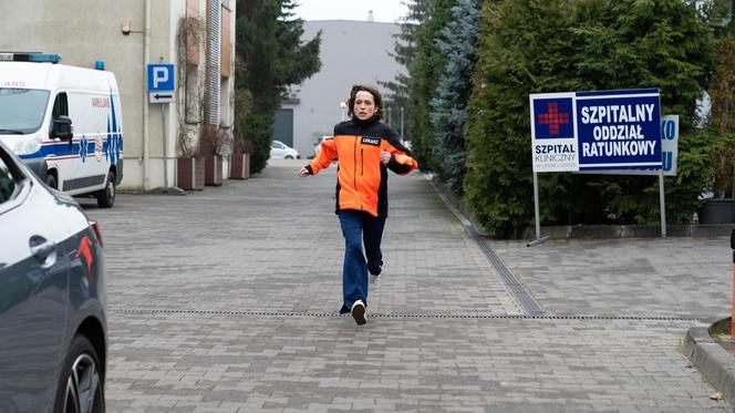 Na dobre i na złe, odc. 879: Julka Burska (Aleksandra Hamkało)