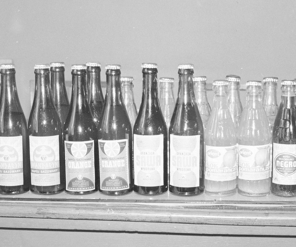 To były najpopularniejsze napoje w czasach PRL. Zobacz w tym quizie, ile o nich wiesz