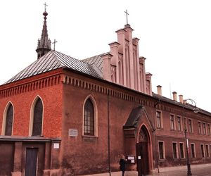 To miasto przemysłowe w sąsiedztwie Krakowa. Kiedyś słynęło z jarmarków