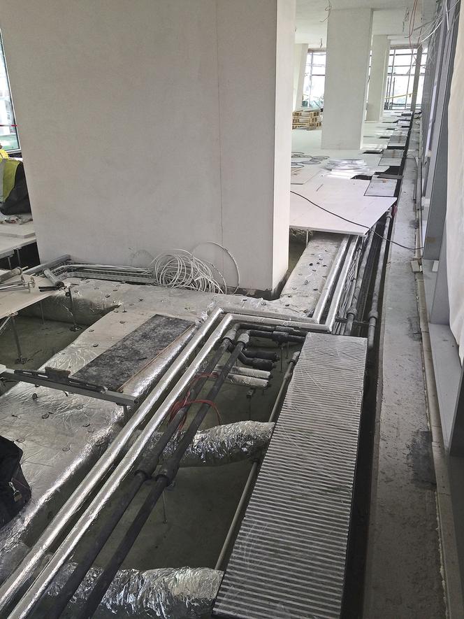 Biurowiec Na Pięknej w Warszawie