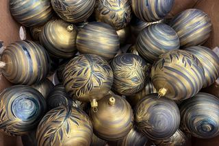 Ozdoby choinkowe - zobacz, jak powstają bombki w czeskiej manufakturze Koulier