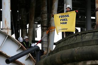  Akcja służb pod mostem Poniatowskiego. Aktywiści wisieli na linach 