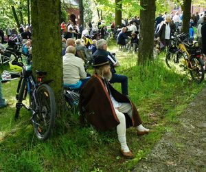 Pielgrzymka mężczyzn do Piekar Śląskich 2025. Tysiące wiernych na Kalwaryjskim Wzgórzu
