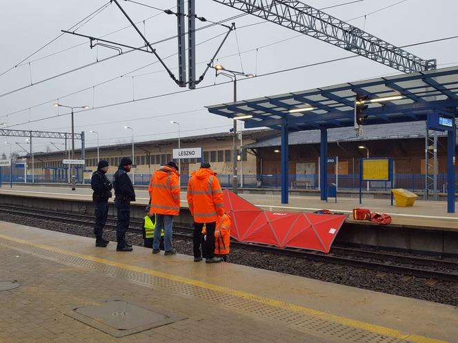 ​Wypadek na dworcu kolejowym w Lesznie. Pociąg potrącił mężczyznę