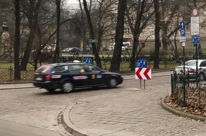Na ulicach Krakowa pojawiają się bramy do stref zamieszkania [AUDIO]